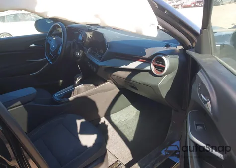 2025 Chevrolet Trax Fwd 1Rs из США, поврежденный, VIN KL77LGEP8SC104089